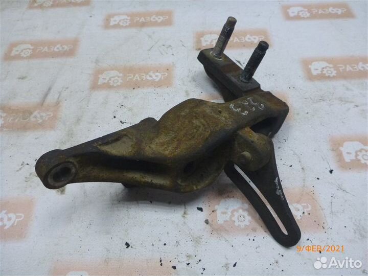 Кронштейн Kia Shuma S-1 BF 1998