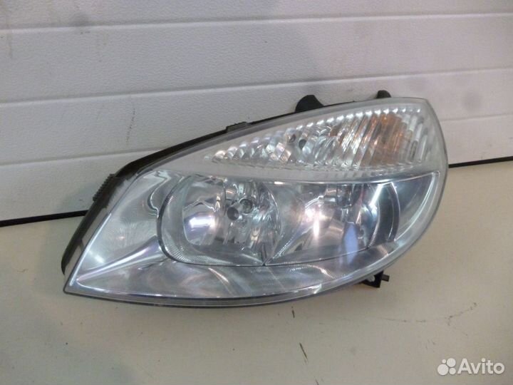 Фара передняя левая Renault Scenic 2 деф
