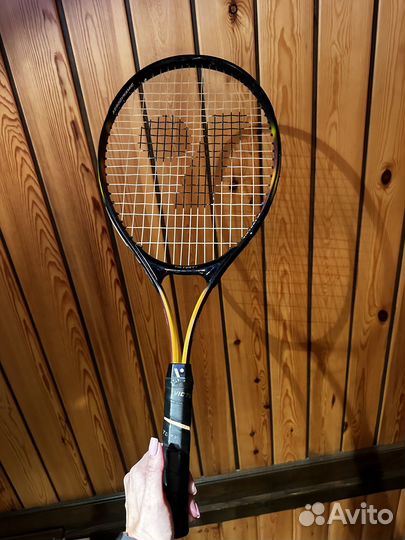 Теннисная ракетка для большого тенниса