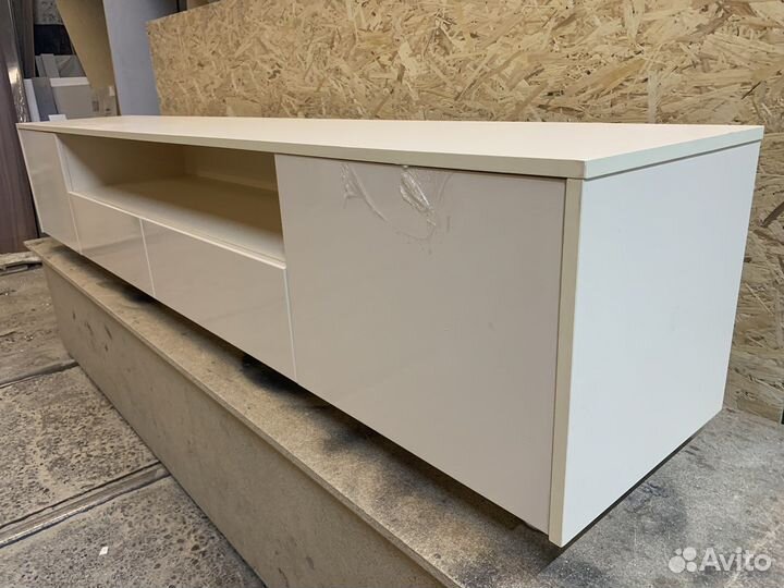 Тумба под тв