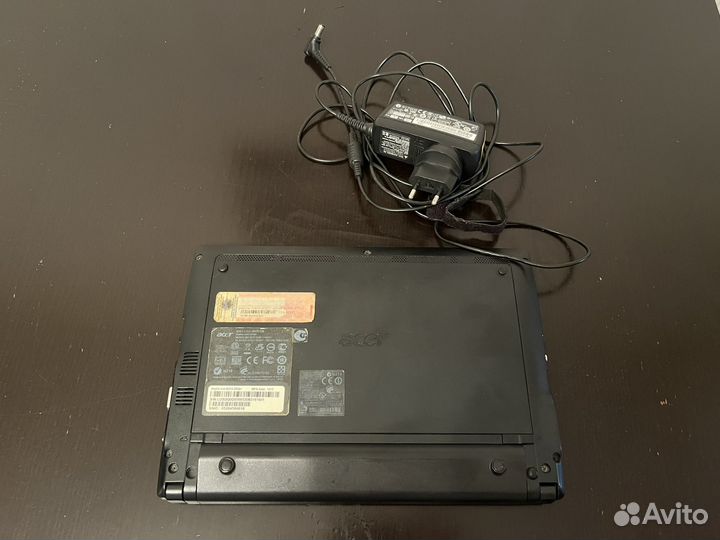 Ноутбук Acer aspire one