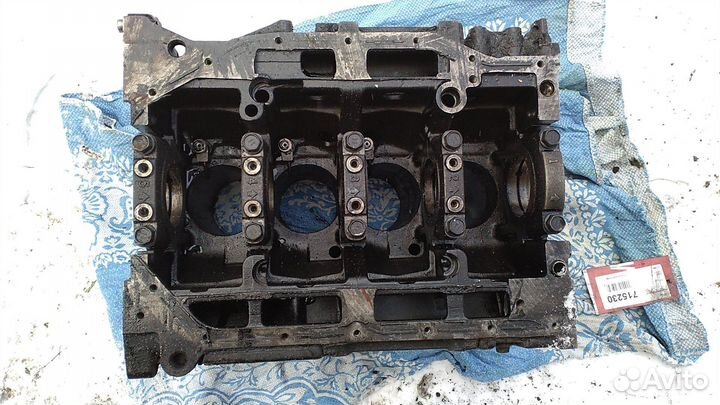 Блок цилиндров двс Grand Starex 715230