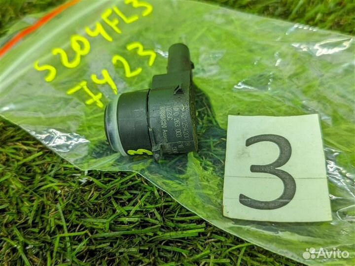 Сонар передний левый Mercedes-Benz C-Class S204