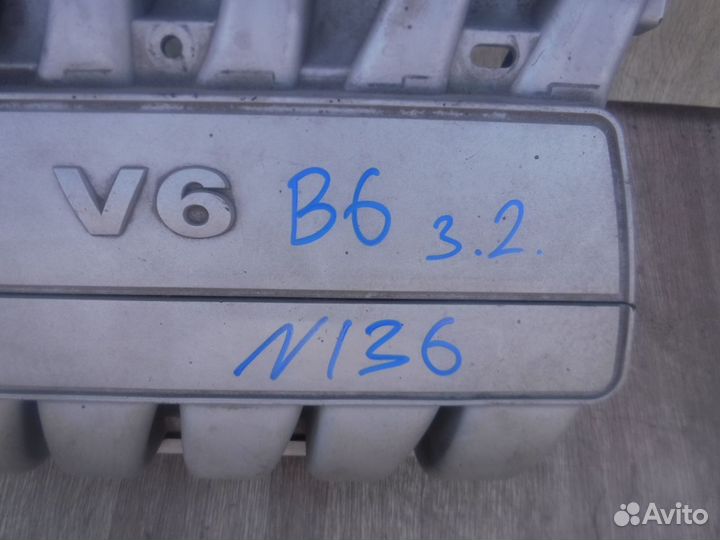 Впускной коллектор №136 Volkswagen Passat B6 2007