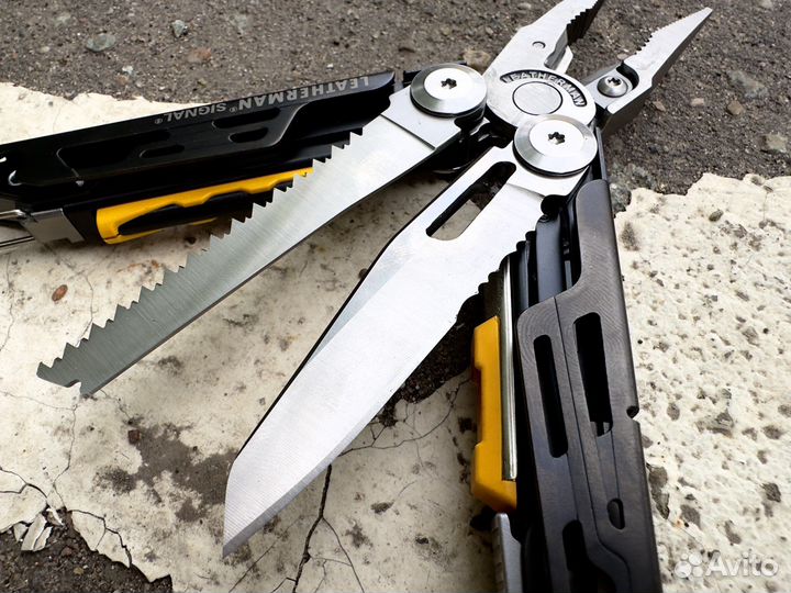 Мультитул Leatherman Signal Stainless