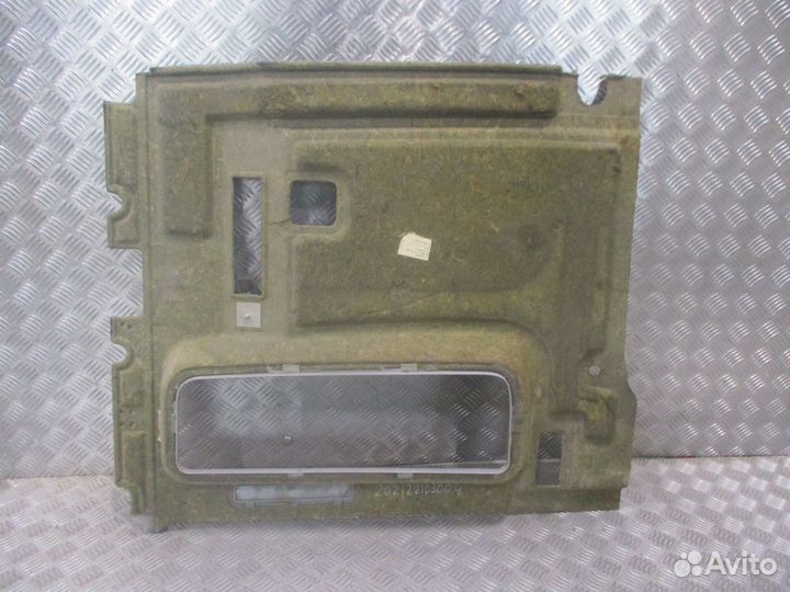 Обшивка боковой стенки MAN 81625716058