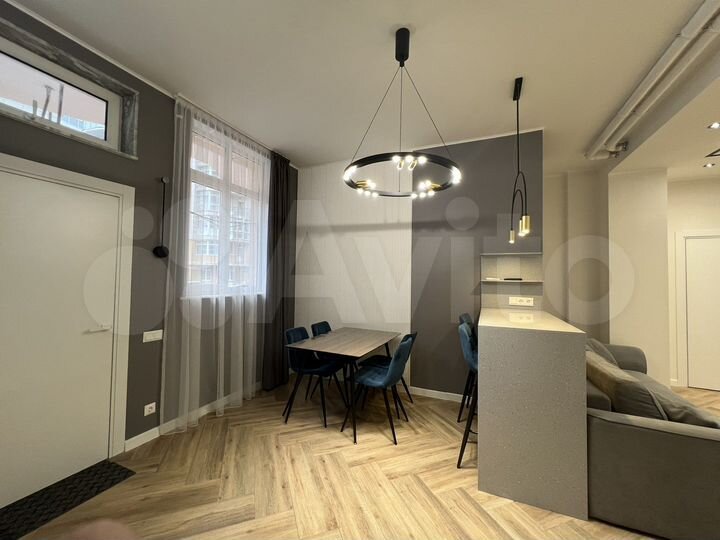 3-к. квартира, 85 м², 1/10 эт.