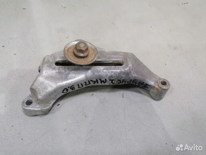 Кронштейн МКПП 3.0 Ford Taurus 2 1992-1996