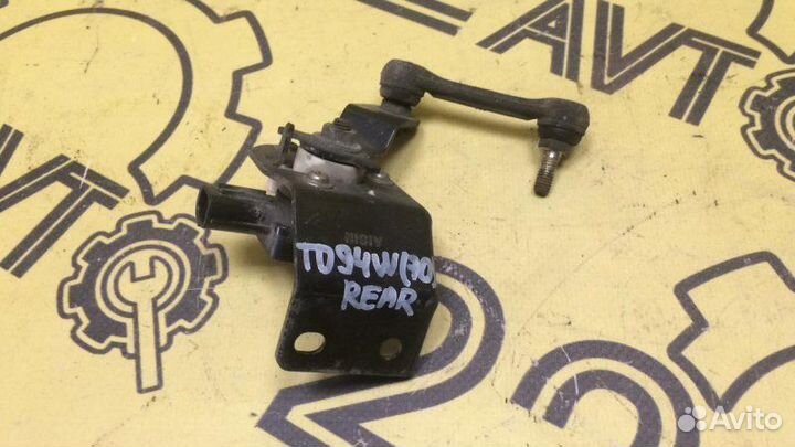 Датчик положения кузова задний Suzuki Escudo TD94W