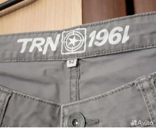 Брюки и рубашка