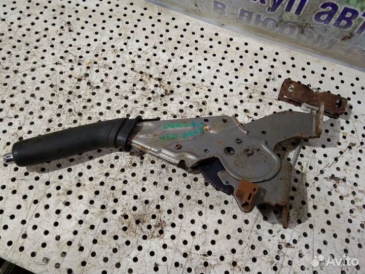 Рычаг стояночного тормоза Toyota Corolla