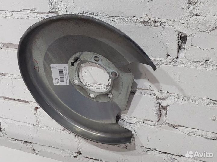 Термоотражатель тормозного диска задний правый