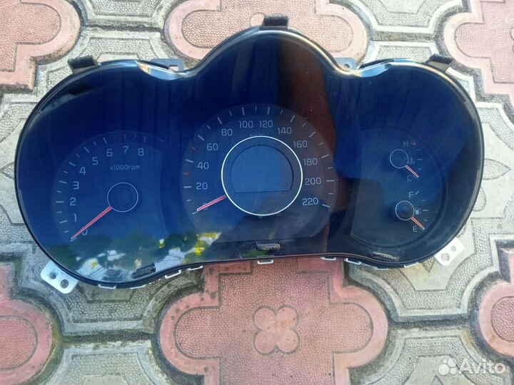 Щиток приборов Киа Рио 3