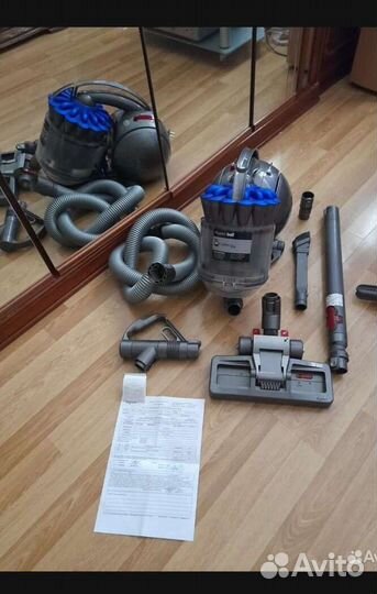 Пылесос Dyson ds37
