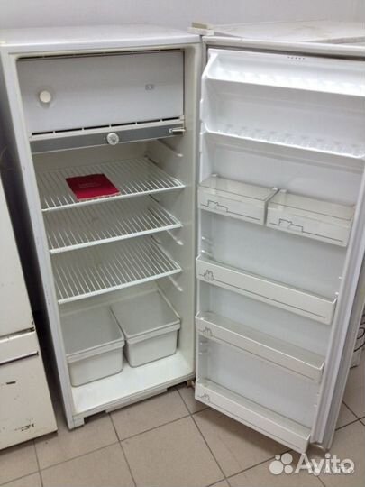 Холодильник бирюса