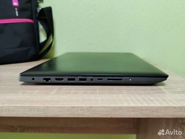 Ноутбук Lenovo