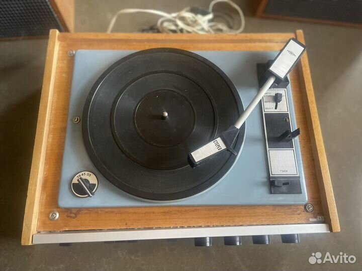 Проигрыватель винила Аккорд 201 Стерео