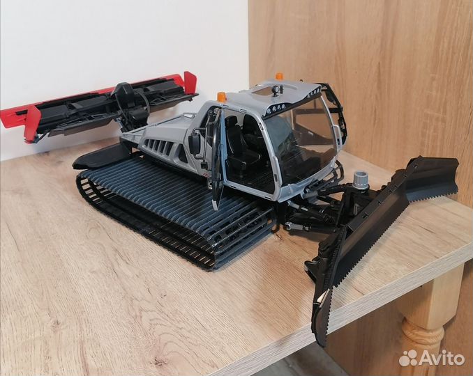 Bruder 02545 Ратрак