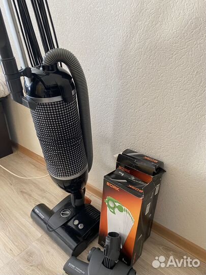 Пылесос Bork V704