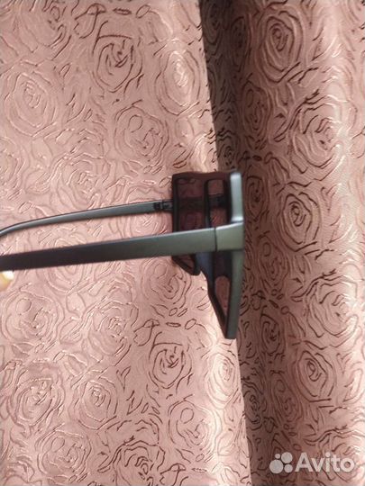 Солнцезащитные очки новые