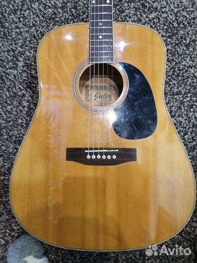 Акустика с пьезозвукоснимателем Julia