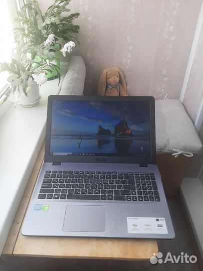Ноутбук asus core i3
