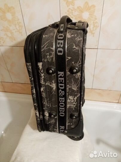 Чемодан на 2 колесах для ручной клади 55х32х21+5