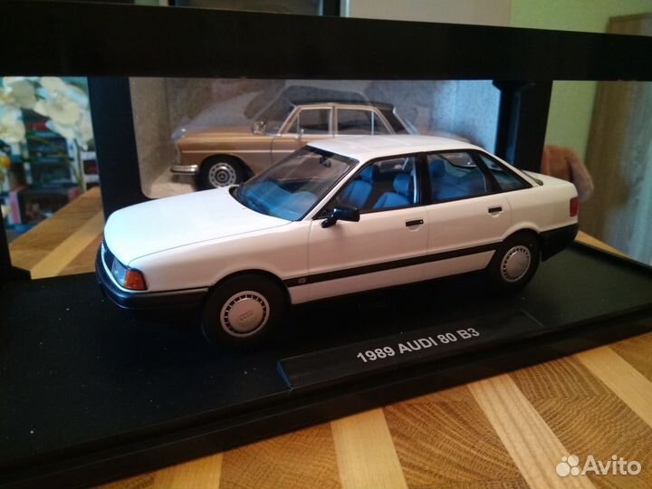 Audi 80 B3 1989 г., 1/18, Triple 9