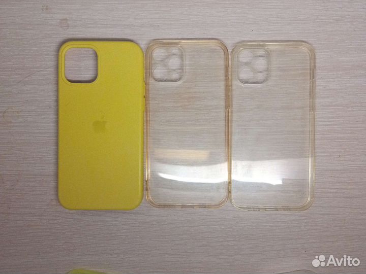 Чехол на iPhone 11