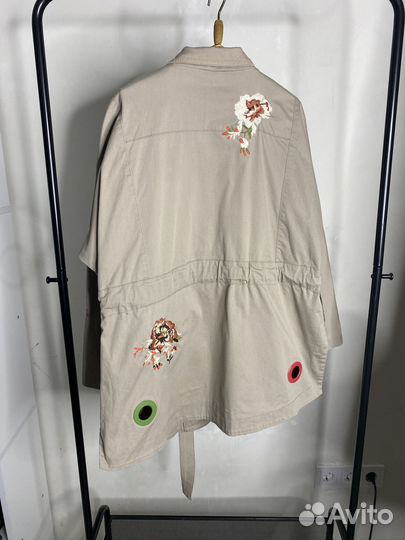 Ветровка женская Tessy 42р