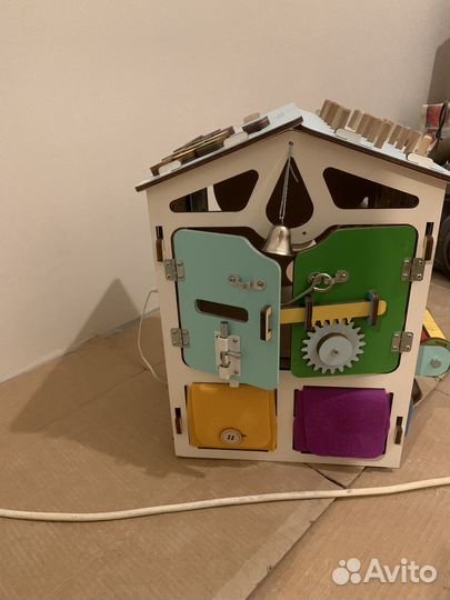 Фирменный бизиборд Я умею