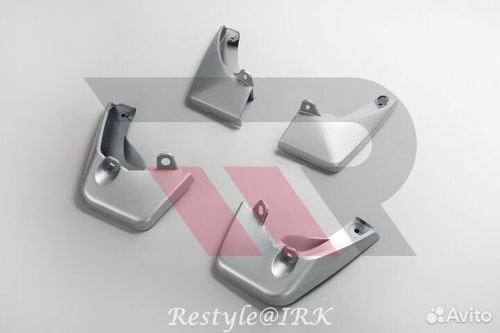 Брызговики Toyota Vitz 130