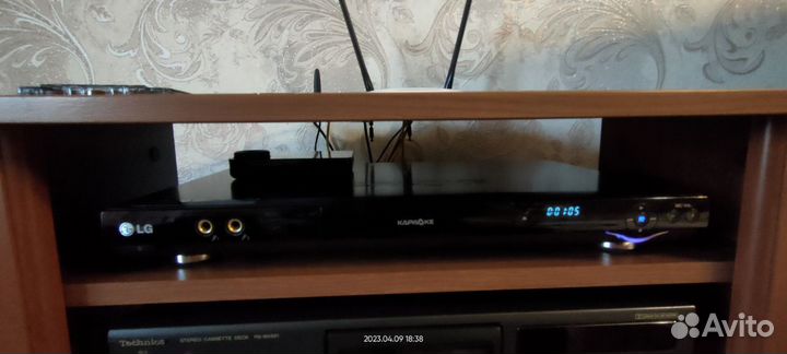 DVD караоке LG DKS-3000 с дисками