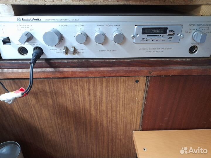 Уселитель звука Радиотехника + акустика S-90 вприл