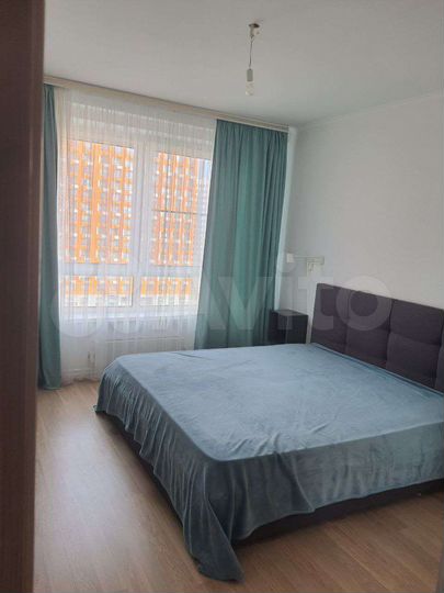 2-к. квартира, 70 м², 8/15 эт.