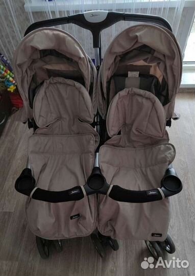 Коляска для двойни