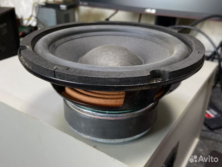 Сабвуфер 40 Ватт