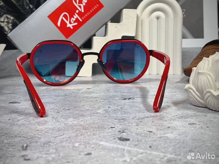 Очки Ray Ban Ferrari красный градиент