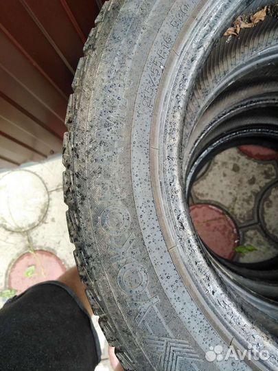 Yokohama Ice Guard IG50 215/55 R16