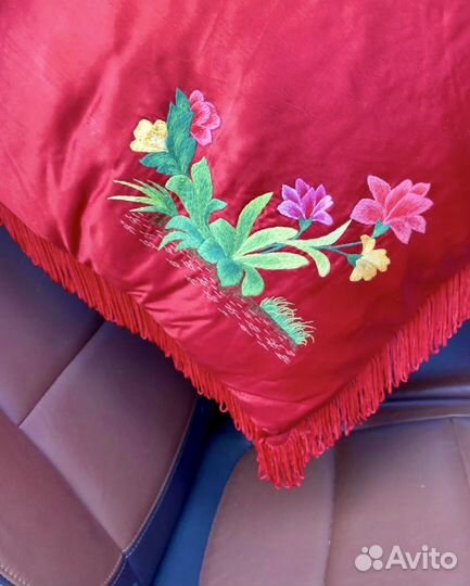 Декоративные подушки. Шелк. Винтаж