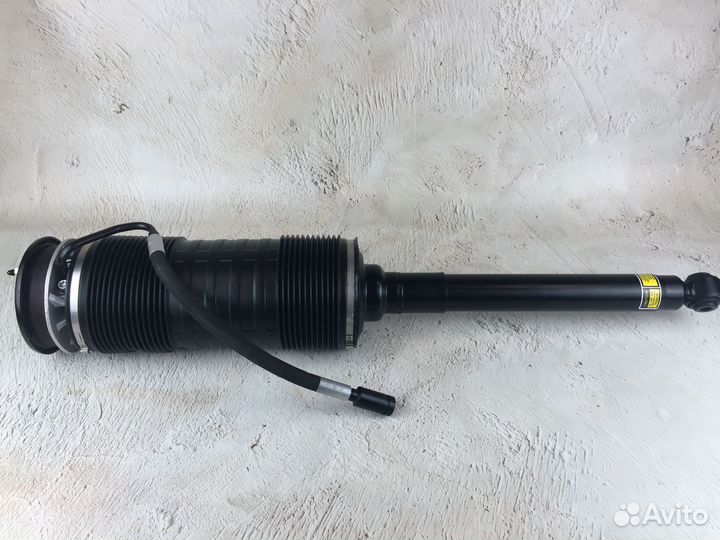 Гидростойка задняя Mercedes W221 C216