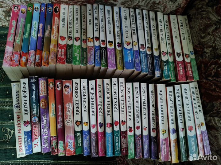 Книги пакетом ассорти мини шарм 50