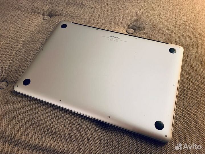 Apple MacBook Pro 15 i7 16gb 256gb SSD (2015)