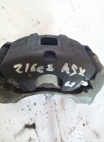 Суппорт передний левый Mitsubishi ASX 2010