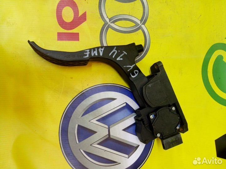 Педаль газа передняя Skoda Fabia хетчбек 4 дв. 1.2