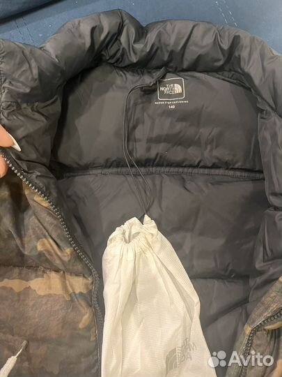 The north face пуховик детский 140