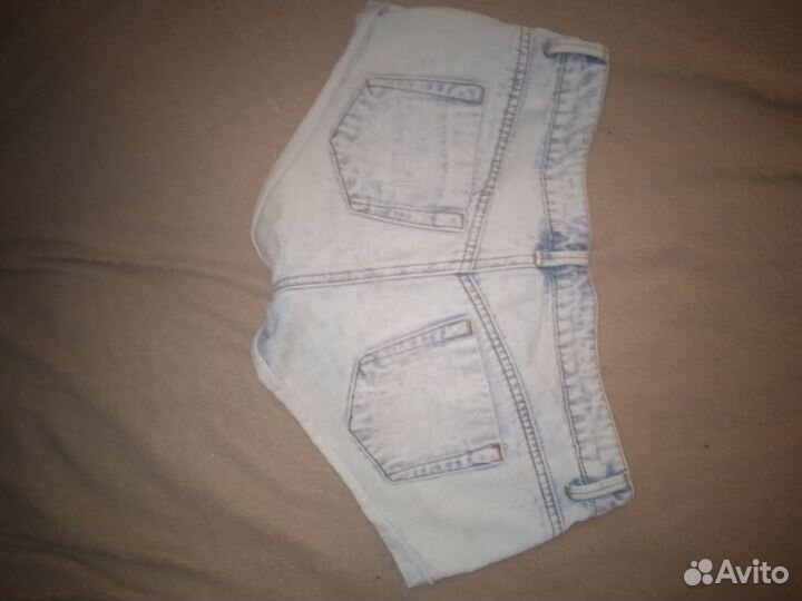 Платье,шорты,джинсы,рубашка,брюки школьные,куртка