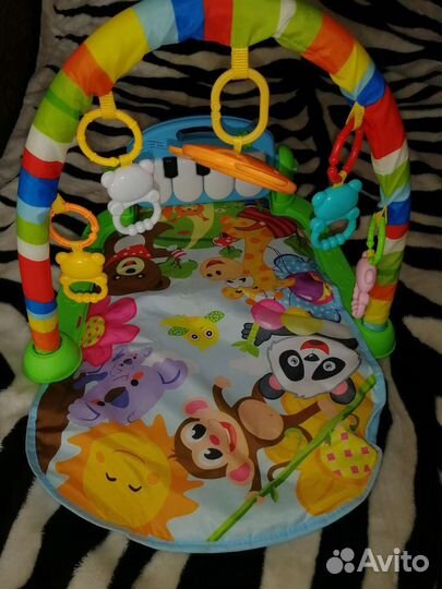 Развивающий коврик с пианино