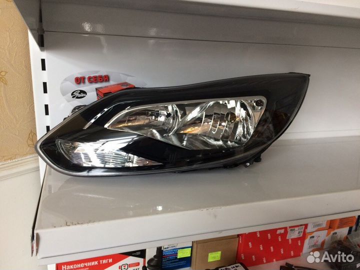 Фара левая на форд фокус 3 черная