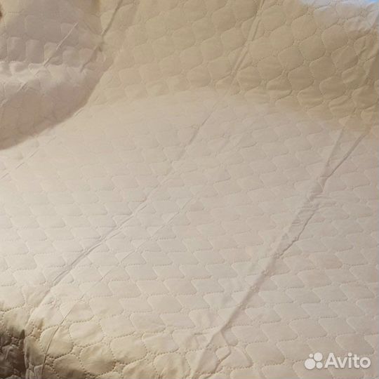 Покрывало на кровать 150*210 новое